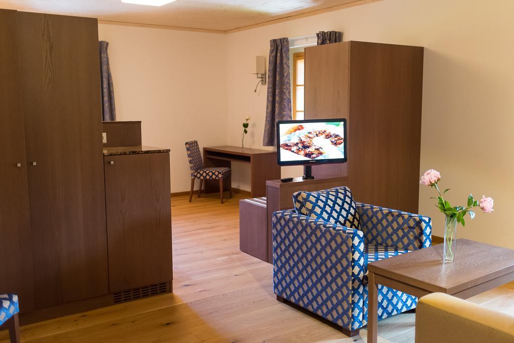 Stiftsschmiede Ossiach Hotel Phòng bức ảnh